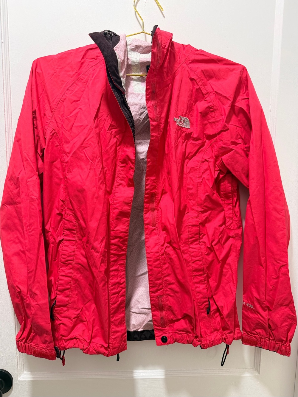 The North Face HyVent 2.5L Waterproof Rain Jacket Shell - Size M